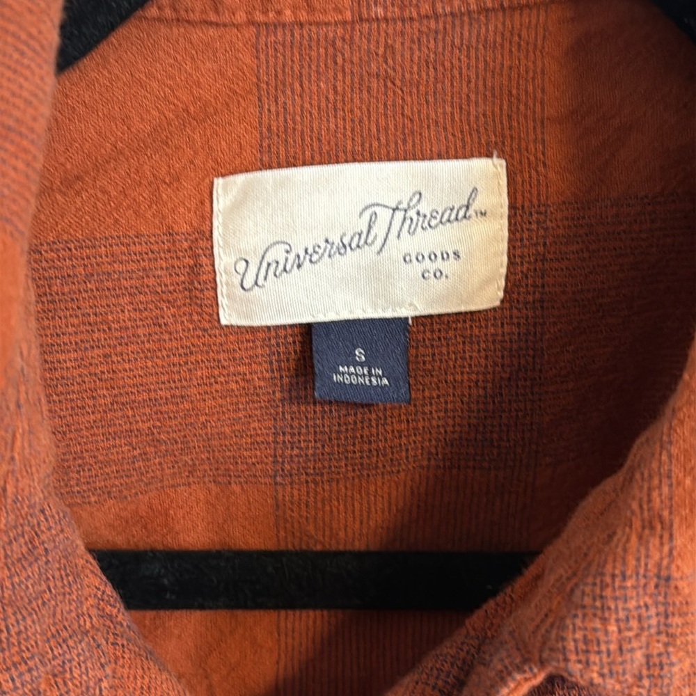 🖤 Universal Thread Orange and Black Checkered 100% Cotton Button Down - Picture 2 of 5